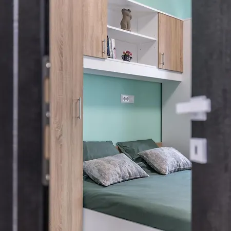 Appartement Luxury Apartman Mir *