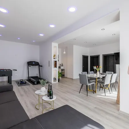 Luxury Apartman Mir Appartement *